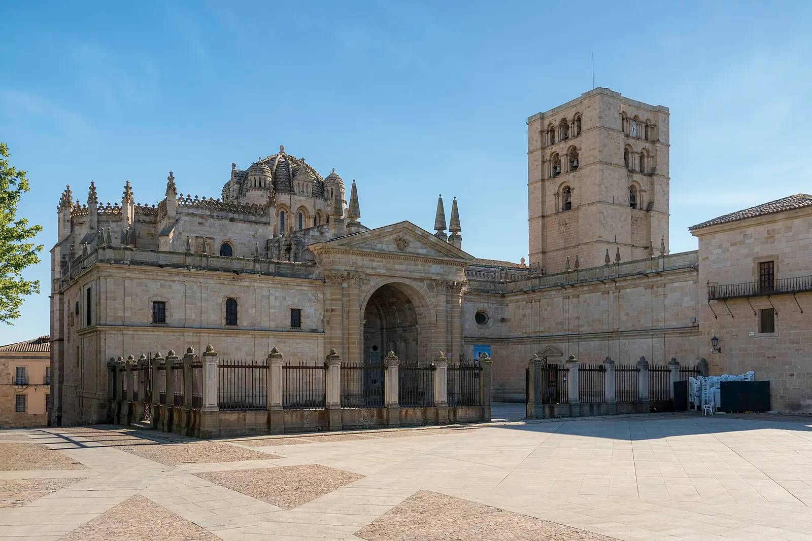 Catedral de Zamora, Zamora. Fotografía del entorno geográfico.